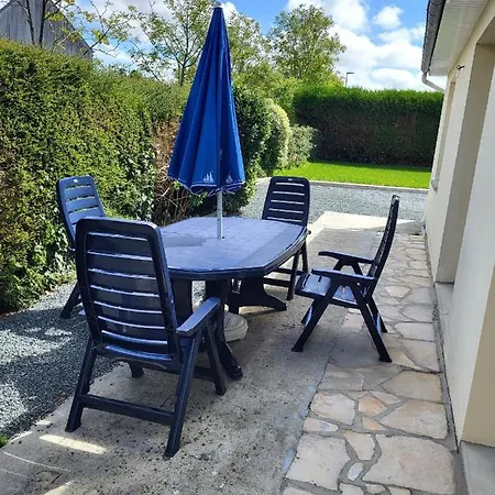 Holiday home Cadet Rousselle Lessay