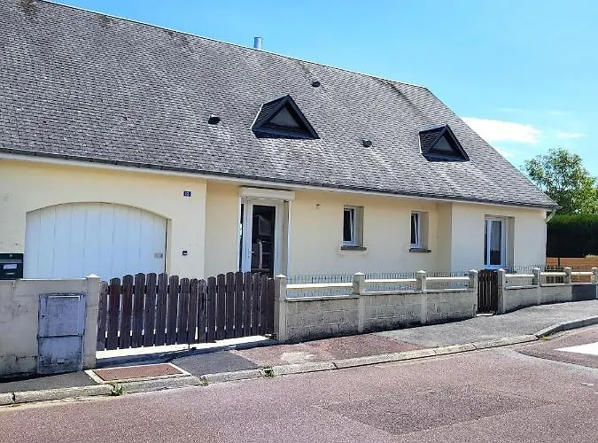 Cadet Rousselle Semesterbostad *